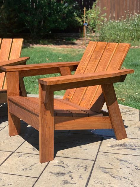 Outdoor Chairs Diy, Patio Chairs Diy, Adirondack Chairs Diy, Wood Chair Diy, Modern Adirondack Chair, Chair Woodworking Plans, Adirondack Style, Sofa Design Wood, Adirondack Chair Plans