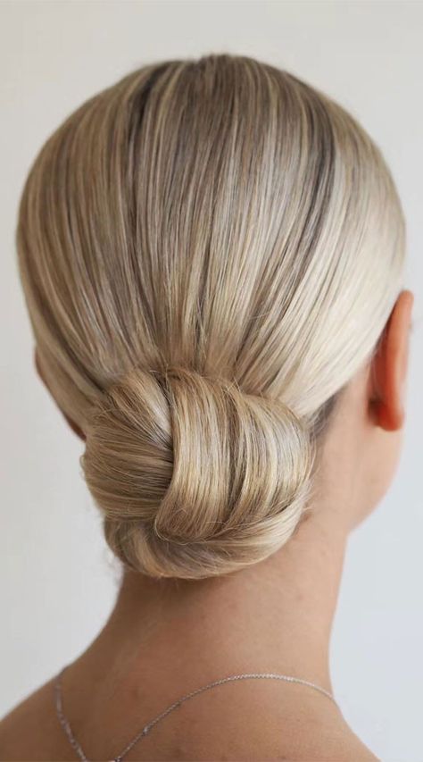 Sleek Wedding Updo, Knot Low Bun, Polished Updo, Knot Updo, Low Bun Bridal Hair, Updo Simple, Low Bun Wedding Hair, Modern Updo, Bridesmaid Hair Inspo