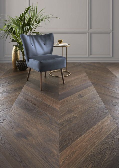 Oak Skirting Boards, Chevron Flooring, Wood Flooring Options, Engineered Wood Flooring, Oak Wood Floors, Solid Wood Flooring, Flooring Materials, Dark Interiors, Engineered Wood Floors