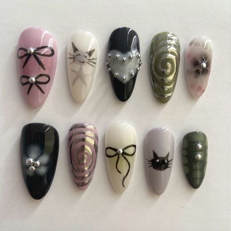 Punk Nails, Goth Nails, Grunge Nails, Smoky Eyes, Pretty Gel Nails, Really Cute Nails, Cat Nails, Jelly Nails, Bold Lips