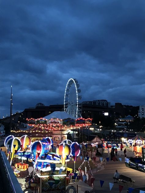 #bournemouth #pier #beach #summer #amusementpark Bournemouth Aesthetic, Bournemouth Beach, British Summer, Bournemouth, Uk Travel, Dream Board, Beach Summer, Amusement Park, Summer Aesthetic