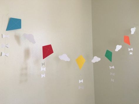 Let's Go Fly a Kite Party Paper Garland Kite Baby Shower Decor Kite  Birthday Party Decoration Kites Nursery Kite Room Decor Custom Colors #catchmyparty #partyideas #marypoppinsparty #marypoppinsgarland #kitegarland Kite Birthday Party, Diy Kite Decorations, Kite Decoration, Kite Party, Cloud Garland, Kites Craft, Fly A Kite, Wall Tree, Go Fly A Kite