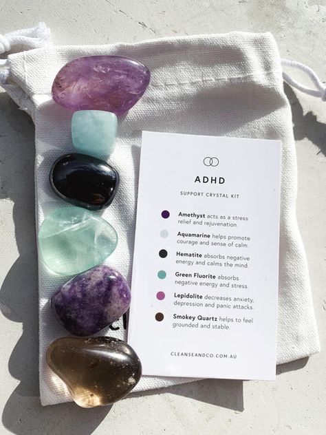 Energy Stones Crystal Healing, Crystal Kits, Tumbled Crystals, Crystals Store, Crystal Vibes, Spiritual Crystals, Green Fluorite, Crystal Healing Stones, Crystal Crafts