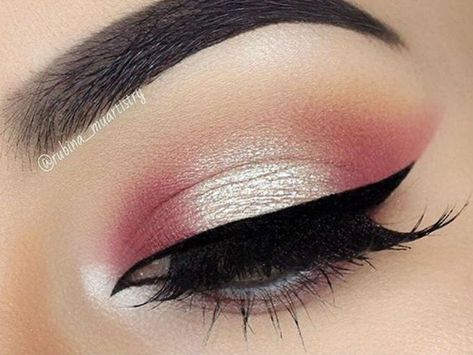 Cómo maquillarte con sombra rosa. Pink Eye Makeup Looks, Pink Eye Makeup, Diy Kosmetik, Smoky Eyes, Makijaż Smokey Eye, Makeup Guide, Makeup Designs, Makeup Goals, Smokey Eye Makeup