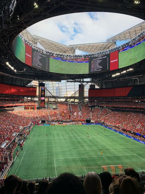 Mercedes Benz Stadium Atlanta, Qatar World Cup Stadiums, Qatar Stadium, Mercedes Benz Stadium, Hockey Stadium, World Cup Stadiums, Stadium Architecture, World Cup Tickets, Levi Stadium