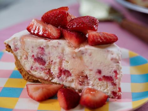 Frozen Strawberry Pie Recipe | Alex Guarnaschelli | Food Network Frozen Strawberry Pie, Frozen Strawberry Lemonade, Alex Guarnaschelli, The Kitchen Food Network, Strawberry Pie Recipe, Frozen Strawberry, Raspberry Pie, Strawberry Dessert Recipes, Easy Pie