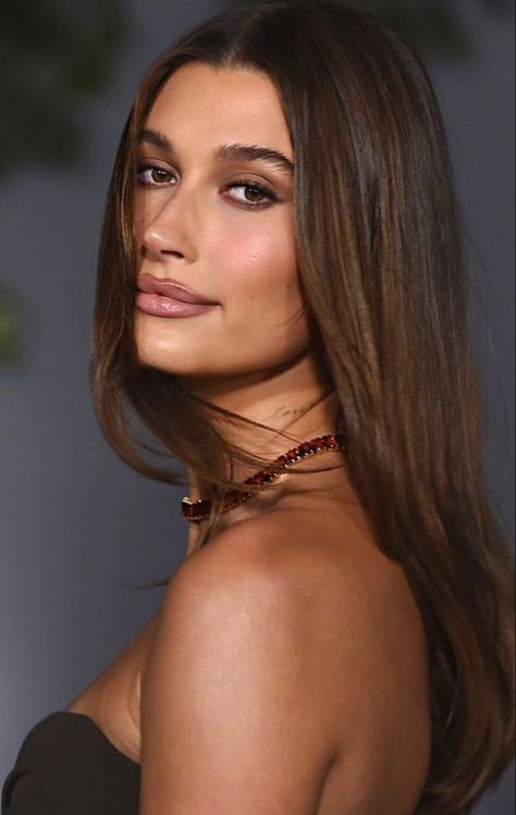 Hair Colour Trends, Brown Instagram, Warm Brown Hair, Ysl Fashion, Trending Hair, Brown Hair Looks, Brown Hair Inspo, Colour Trends, Hair Appointment