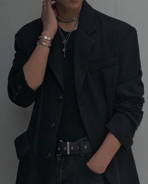 Korean Street Fashion Men, Black Outfit Men, Rich Clothes, Masc Outfits, Aesthetic Outfits Men, Concept Clothing, Guys Clothing Styles, Future Outfit, Traje Casual