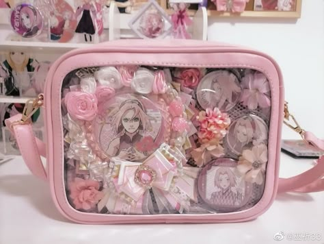 Ita Bag Aesthetic, Clutter Core, Ita Bag Ideas, Ita Bags, Anime Bag, Diy Crochet Doll, Ita Bag, Bags Ideas, Bag Display