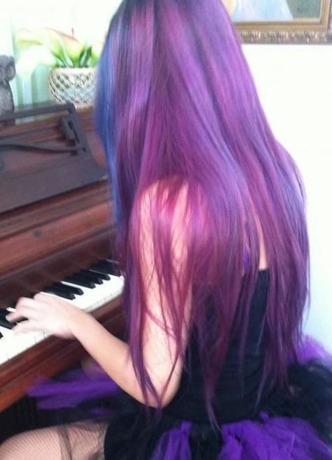 #purple #dyed #scene #hair #pretty Teenage Hair, Alternative Hair, Scene Hair, Pastel Hair, Dye My Hair, Rainbow Hair, Hair Envy, Dream Hair, Glam Rock