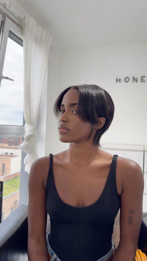 H O N E Y H A N D (@officialhoneyhand) • Instagram photos and videos Big Forehead Pixie Haircut, Long Pixie Black Women, How To Style Bob Wig, Styles For Short Relaxed Hair, Siren Ideas, Short Hairstyles Black Women, Natural Hairstyles For Short Hair, Healthy Black Hair, Afro Beauty