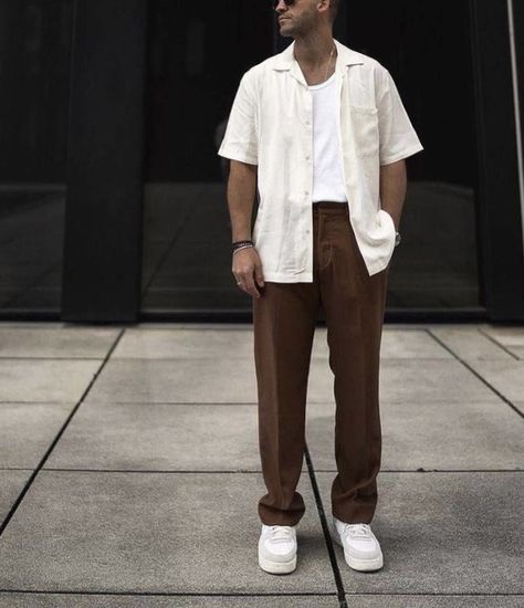 Casual Men Outfits Streetwear, American Outfit Men, Men’s Fashion Outfits 90s, Streetwear Fashion Men Street Look, Minimalist Fashion Men, Mens Summer Outfits, Classy Outfits Men, Mens Casual Outfits Summer, Outfits Hombre