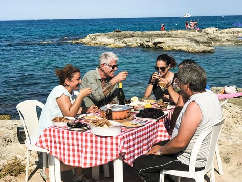 Anthony Bourdain Parts Unknown, Parts Unknown, California Food, Travel Film, Italian Chef, Francis Ford Coppola, Anthony Bourdain, Saint Anthony, Southern Italy