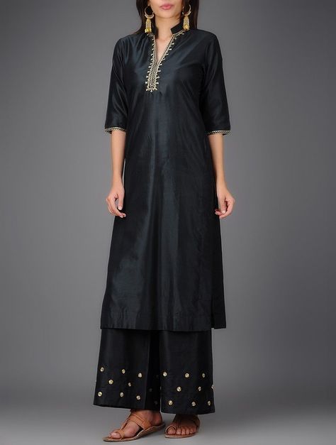 Buy Black Embroidered Mandarin Collar Silk Kurta Women Kurtas Online at Jaypore.com Black Kurta Designs Women, Black Silk Kurta, Black Salwar, Plazo Suits, Simple Suits, Kurta Women, Black Kurta, Kurtas For Women, Pakistani Formal Dresses