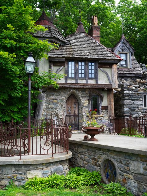 Small Castle, Small Castles, Interior Staircase, Fairytale Cottage, Castles Interior, Fantasy Homes, Castle House, Fantasy Castle, Watch Tower