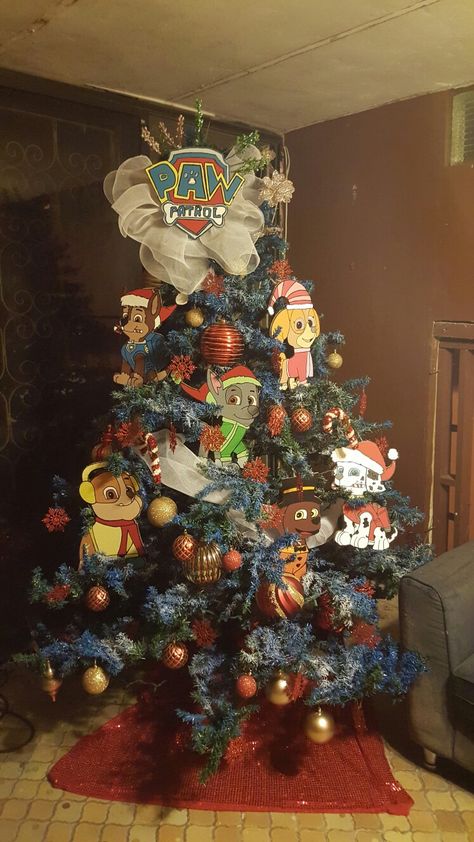 Paw Patrol Christmas Tree Ideas, Paw Patrol Christmas Tree, Paw Patrol Navidad, Paw Patrol Christmas, Elegant Christmas Tree Decorations, Christmas Trees For Kids, Creative Christmas Trees, Elegant Christmas Trees, Christmas Tree Inspiration