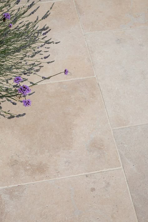 Limestone Stepping Stones, Quorn Stone, Whimsical Garden Ideas, Limestone Patio, Hallway Tiles, Terrace Tiles, Patio Paving, Limestone Pavers, Bank Job