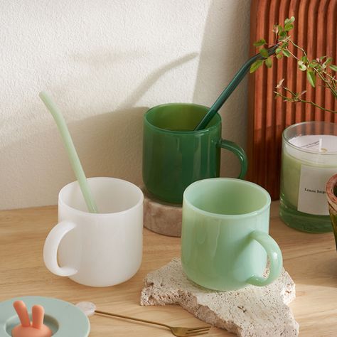 Our Retro Jade Glass Cups are heat resistant, microwave and dishwasher safe. Material: GlassCapacity: 300ml Water Shape, Glass Coffee Mug, Glass Coffee Cups, Glass Coffee Mugs, Dream House Decor, Retro Stil, Kitchen Items, Kitchen Stuff, Glass Cup