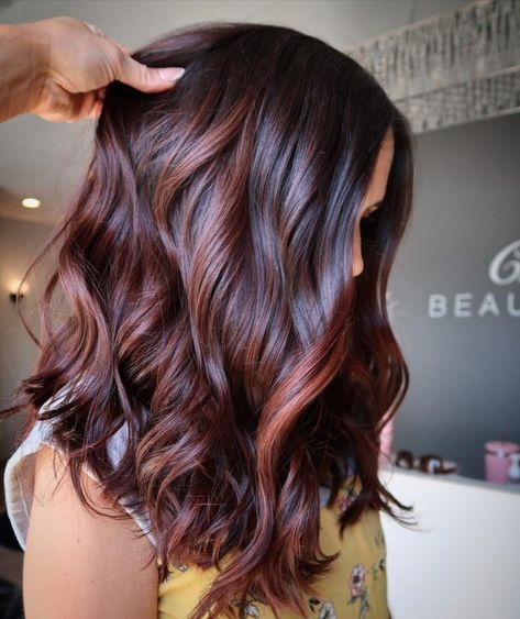 Winter Hair Color 25 Ideas for Brunettes: Fun Styles with Highlights, Balayage, and Layers for 2024 Maroon Balayage, Dimensional Brunette Balayage, Maroon Highlights, Espresso Hair Color, Burgundy Balayage, Bangs And Layers, Neutral Skin Tone, Winter Hair Color Ideas, Highlights Balayage