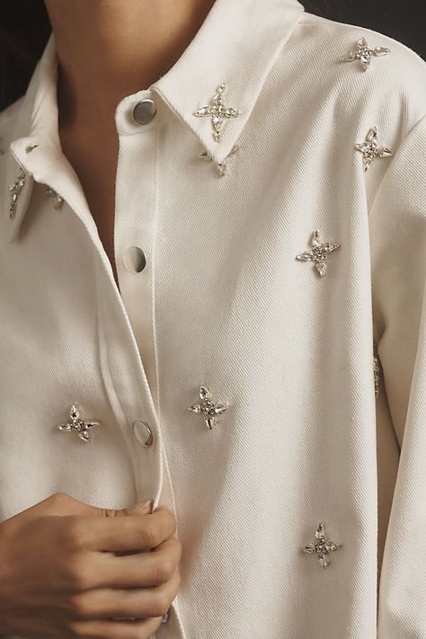 beautiful beaded pearl embroidery simple straight Embellished Button Down Shirt, Embellished White Shirt, Indian Shirts Women, Embellished Shirts Women, Embroidery Designs With Beads, Embellished Clothes, Women Shirt Designs, Embroidery Simple, T Shirt Design Ideas