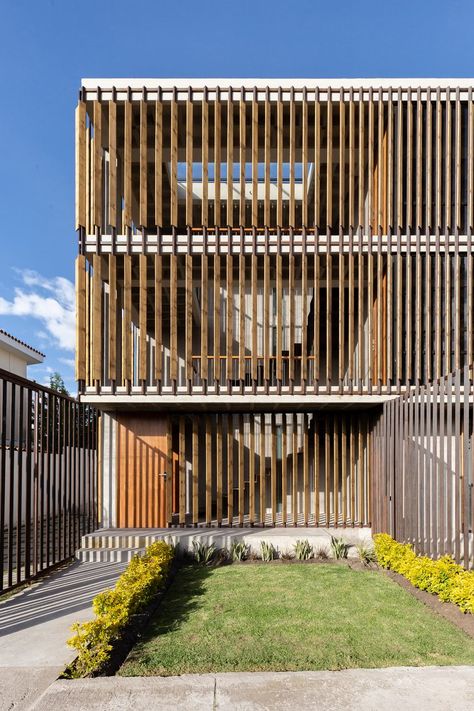 Edificio Criba in Ambato, Ecuador by Rama Estudio Wooden Screen Divider, Screen Divider, Architectural Orders, Romanesque Architecture, Wooden Screen, Wooden Shutters, Cultural Architecture, Education Architecture, Classic Architecture