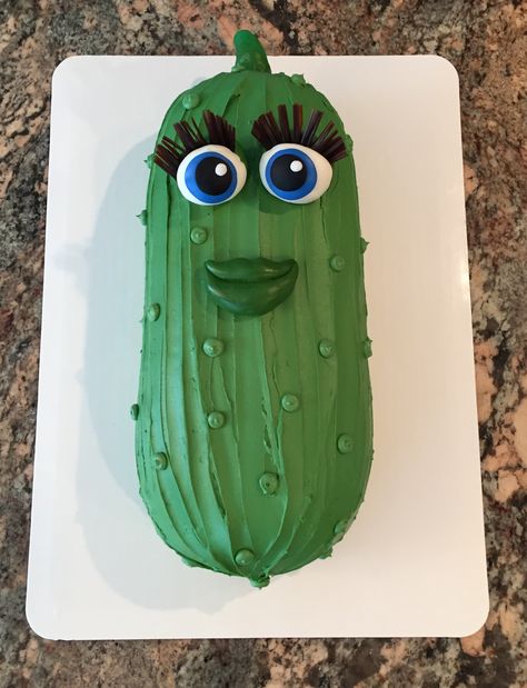 Pickle Cake, Pickle Birthday, I Love Pickles, Pickle Party, Mr Pickles, Nurse Cake, Funny Cakes, Nursing Cake, Big Dill