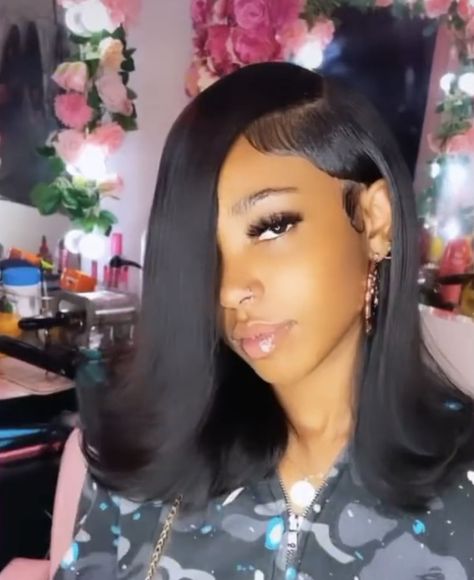 Barbie Flip Hairstyle, Barbie Bob Hairstyle, Fire Hairstyles, Weave Ideas, Lemonade Braids Hairstyles, Straightening Natural Hair, Barbie Hairstyle, Long Curly Wig, Girls Natural Hairstyles