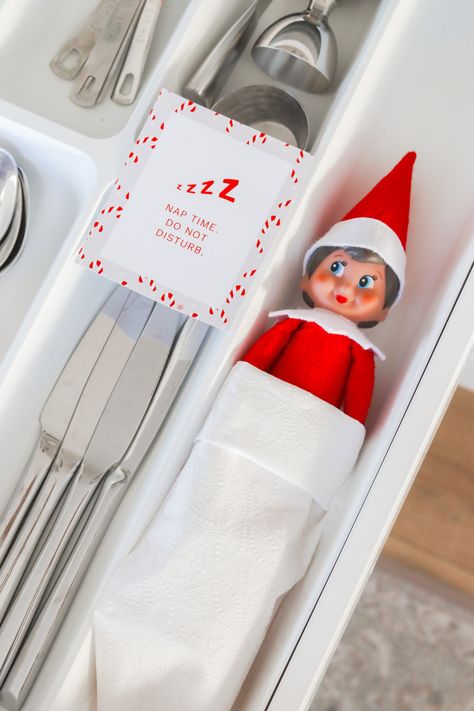 Elf On The Shelf Ideas Jesus, Elf Christian Ideas, Elf On Shelf Christian Ideas, Elf On The Shelf Ideas Christian, Religious Elf On The Shelf Ideas, Elf On The Shelf Christian Ideas, Elf On The Shelf Nativity, Christian Elf On The Shelf Ideas, Elf Ideas For Older Kids