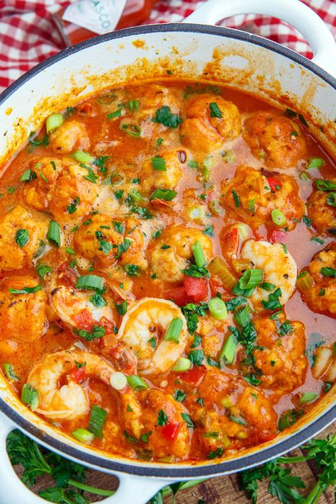 Shrimp Creole Soup with Bacon and Cheddar Dumplings Creole Soup, Cheddar Dumplings, Soup With Bacon, Closet Cooking, Shrimp Creole, Shrimp Soup, Cajun Dishes, Cajun Cooking, Louisiana Recipes