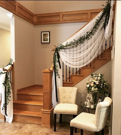 Stair Railing Wedding Decoration, Bridal House Decoration, Staircase Wedding Decor Railings, Wedding Staircase Decoration Simple, Wedding Banister Decor Railings, Stairs Wedding Decoration, Railing Decorations For Wedding, Wedding Staircase Decoration Railings, Wedding Stairs Decoration