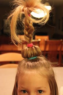 Whoville Hair How To Do, Cindy Lou Hair, Whoville Costumes, Whoville Hair, Narnia Costumes, Literacy Week, Girls Hairdos, Sock Bun, Hippie Hair