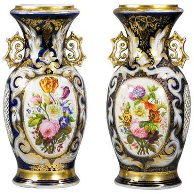 Pair of Paris Porcelain Two Handled Vases, circa 1840 Porcelain Dress, Floral Vases, China Vase, Porcelain Decor, Paris Porcelain, Floral Comforter, Japanese Vase, Dresden Porcelain, Antique Vase