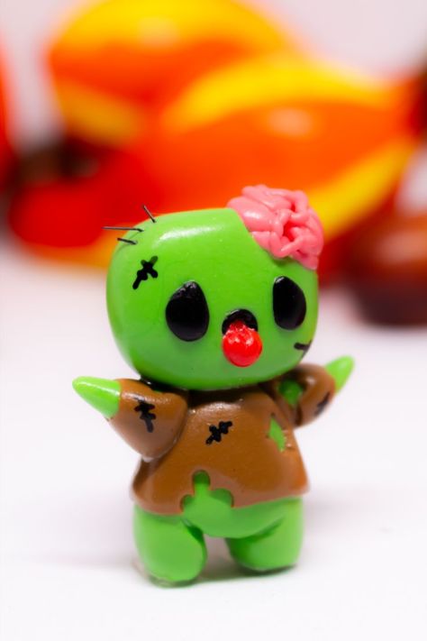 zombie art, zombie charms, cute spooky halloween decor, polymer clay bag charm, halloween phone charm, halloween keychain Clay Zombie, Halloween Pasta, Kawaii Polymer Clay, Zombie Cartoon, Polymer Clay Halloween, Cute Zombie, Small Collectibles, Halloween Zombie, Spooky Cute