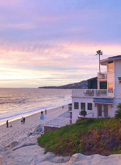 California Beach Home Aesthetic, Apartment Near Beach, Living On Beach, Laguna Beach California Houses, Houses By The Ocean, California Laguna Beach, Beach House In California, Big White House On The Beach, Laguna Beach Homes