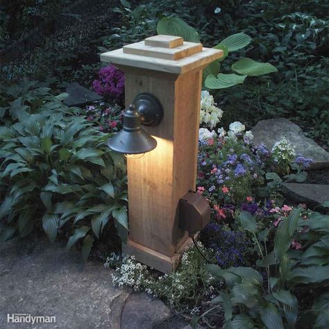 Diy Outdoor Lighting, Have Inspiration, Design Toscano, Plants And Flowers, Post Lights, Landscape Lighting, Raised Garden, Outdoor Projects, Garden Lighting