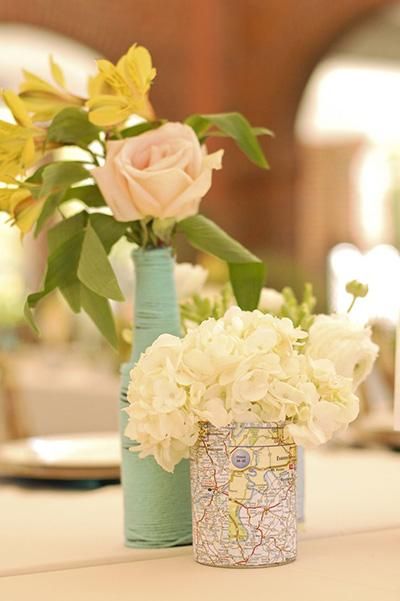 Travel Centerpieces, Vintage Travel Party, Vintage Travel Wedding, Travel Theme Bridal Shower, Travel Bridal Showers, Travel Party Theme, Tafel Decor, Trendy Bride, Travel Theme Wedding