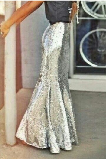 Sequin skirt to die for! A real life Holiday mermaid! Sequin Long Skirt For Summer, Sparkly Maxi Skirt, Sequin Pencil Skirt Outfit, Sequin Skirt 2022, Luxury Long Sequin Skirt, Glamorous Floor-length Sequin Skirt, Sparkling Skirt, Sequin Mermaid Skirt, Mermaid Skirts