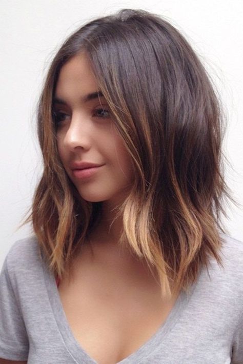 Pretty shoulder length hair style Cute Shoulder Length Haircuts, Brown Hair With Lowlights, Shoulder Length Bob Haircut, Trendy We Fryzurach, Midlength Haircuts, Super Hair, Shoulder Length Hair Cuts, Hair Wedding, Medium Hair Cuts