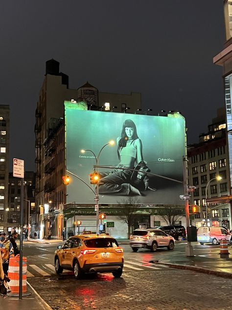 johnny. on Twitter: "JENNIE KIM !!! In SOHO again!!! https://t.co/fU6VP8nSlg" / Twitter Calvin Klein Aesthetic, Calvin Klein Ads, Jennie Calvin Klein, Egypt Aesthetic, Dream Reality, Fashion Dream Job, Best Rapper Alive, Dream Vision Board, 90s Model