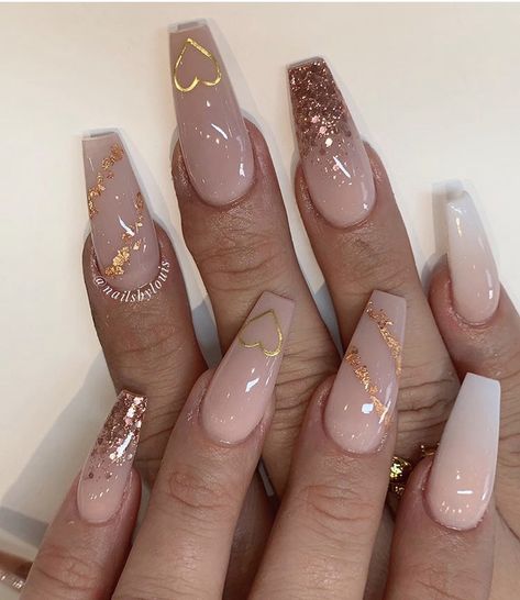 Trendy Long Nails 2023, Champagne Gold Nails Acrylic, Nude And Gold Nails Coffin, Nude Nail Ideas Acrylic, Nude And Glitter Acrylic Nails, Gold Ombre Acrylic Nails, Nude Gold Acrylic Nails, Acrylic Nails With Gold Accent, Nude Gold Nail Designs