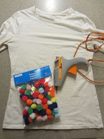 CONTROLLING Craziness: DIY Gumball Machine Costume Gum Ball Machine Halloween Costume, Bubblegum Machine Costume, Candy Costume Diy, Diy Gumball Machine Costume, Bubble Gum Machine Costume, Candy Activities, Gumball Costume, Candy Land Costumes, Gumball Machine Costume