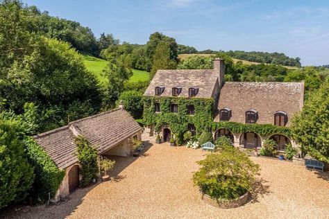 Countryside House, The Cotswolds, Country Estate, Dream House Exterior, English Countryside, Luxury Property, Town And Country, Property Search, Country Life