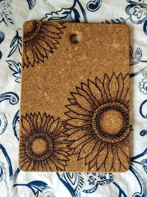 #wood#woodburning#pyrography#burnt#sunflower#cork#corkboard#woodcraft#craft#diy#nature#flower#ikea Cork Painting Ideas, Diy Nature, Cork Board, Room Inspiration Bedroom, Craft Diy, Pyrography, Room Inspiration, Burlap Bag, Cork