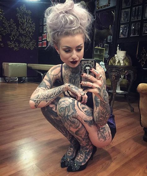 Pin for Later: 30 Badass Female Tattoo Artists to Follow on Instagram ASAP Ryan Ashley Malarkey Bae Tattoo, Josh Balz, Ryan Ashley Malarkey, Ryan Ashley, Woman With Tattoos, Tattooed Woman, Model Tattoo, Tattooed Girls, Total Girl