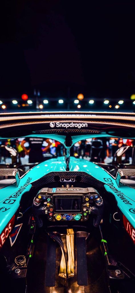 F1 Wallpaper Aesthetic, Mercedes Petronas, Formula 1 Iphone Wallpaper, F1 Wallpaper, Moto Car, F1 Wallpaper Hd, Iphone Wallpaper Landscape, F1 Poster, Formula 1 Car Racing