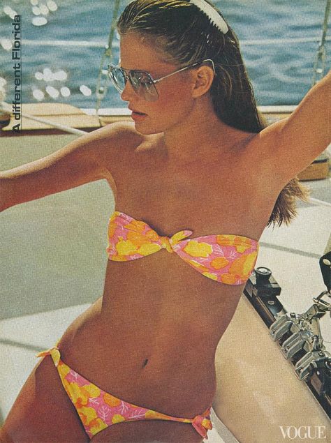 Mode Poses, Alena Blohm, Funky Prints, Vintage Swim, Vintage Swimwear, Vintage Vogue, Beach Babe, Vintage Summer, Mode Vintage