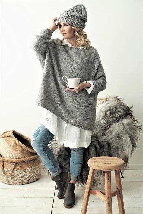 4d6e4749289c4ec58c0063a90deb3964desc45752395ri Long White Shirt, Boho Mode, Jumper Style, Stil Boho, Mode Boho, Mode Casual, Pinterest Outfits, Winter Trends, Pinterest Fashion