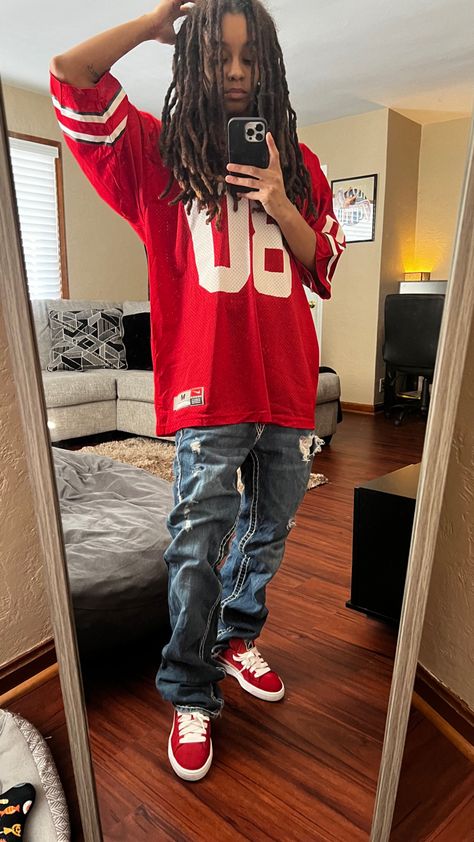 Red Sneakers Outfit, Masc Outfits, Hype Clothing, Red Streetwear, Black Men Street Fashion, Swag Outfits Men, Streetwear Fits, Men Street Fashion, Street Style Outfits Men