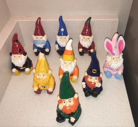 Tree Gnomes, Tree Gnome, Strawberry Decorations, Diy Dollar Tree Decor, Dollar Tree Decor, Dollar Tree Diy Crafts, Gnomes Crafts, Tree Diy, Tree Crafts