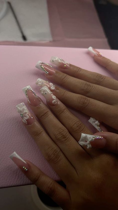 Pink French Nails Design, Classy Square Acrylic Nails, Halloween Acrylic Nail Ideas, White Medium Nails, Medium Nails Acrylic, Quince Nails, Quinceanera Nails, Hard Nails, Girly Acrylic Nails